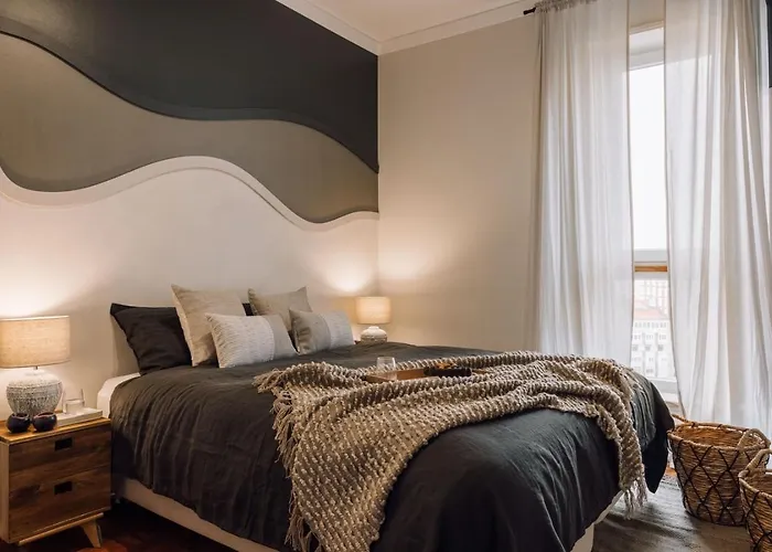 Baro - 3 Bedrooms In Marques De Pombal * Lisbona