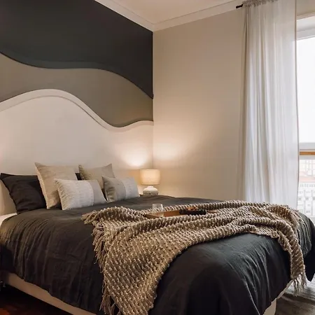 Baro - 3 Bedrooms In Marques De Pombal * Lisbon